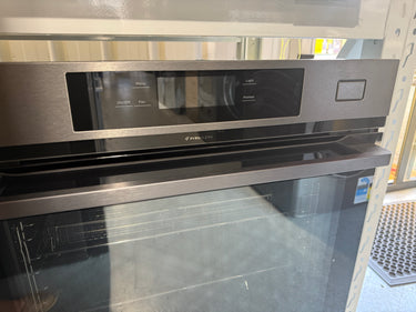 Factory second Westinghouse 60cm Pyrolytic Steam & AirFry Built-In Oven – Dark Stainless Steel